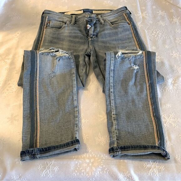 Pilcro Slim Boyfriend Denim Jeans Distressed Stretch Sz 25 Gorgeous - Picture 7 of 7